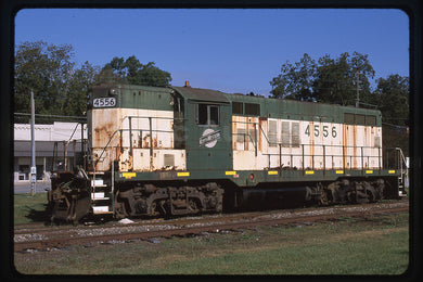 Chicago & North Western (CNW) #4556 GP9R