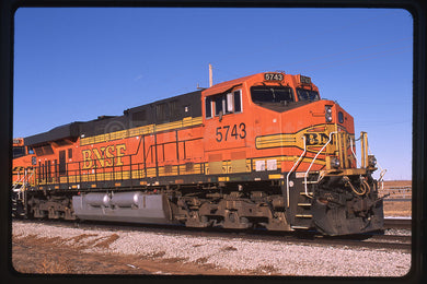 BNSF Railway #5743 ES44AC