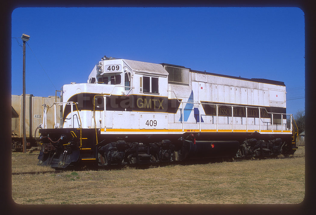 GATX Locomotive Group (GMTX) #409 GP15-1