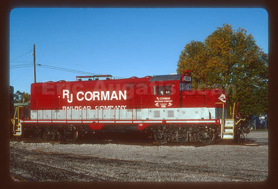R.J. Corman (RJCC) #1858 GP16