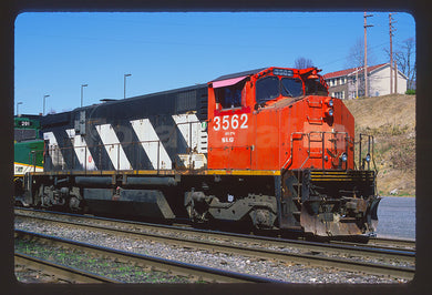 St. Lawrence & Atlantic Quebec (SLQ) #3562 M420W