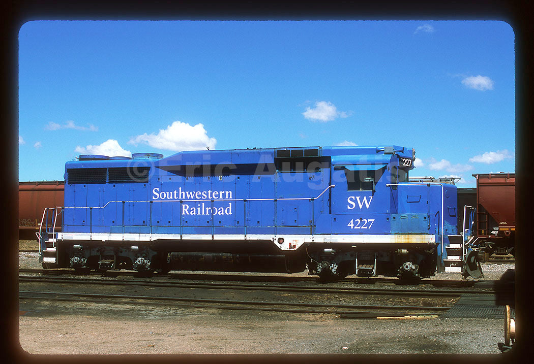 Southwestern Railroad (SW) #4227 GP30m