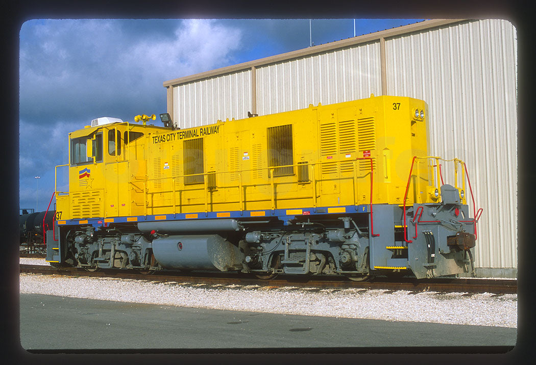 Texas City Terminal Railway (TCT) #37 MP14B