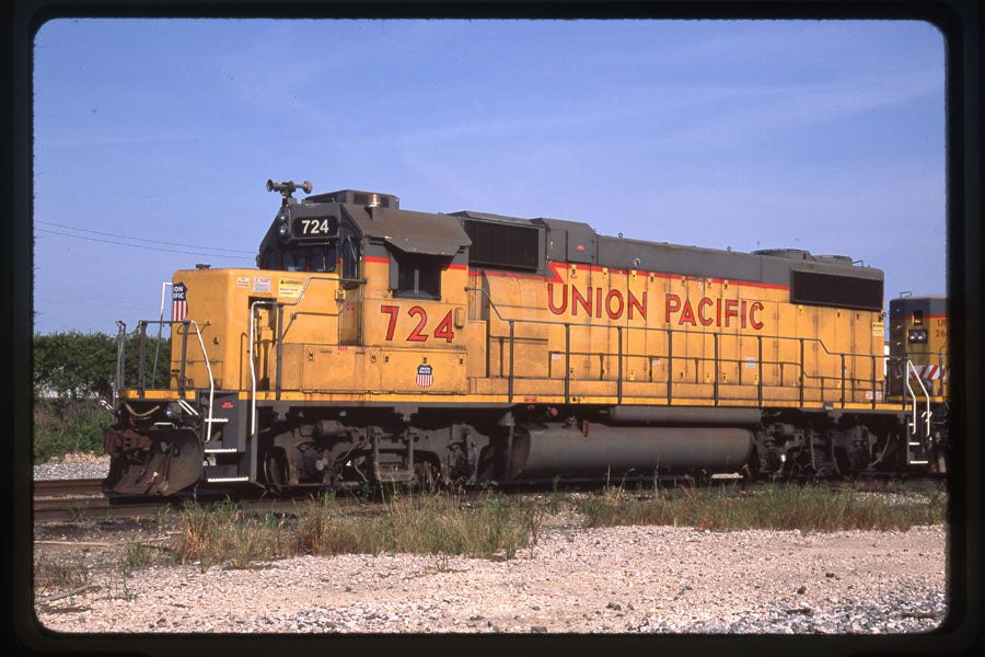 Union Pacific (UP) #724 GP38-2